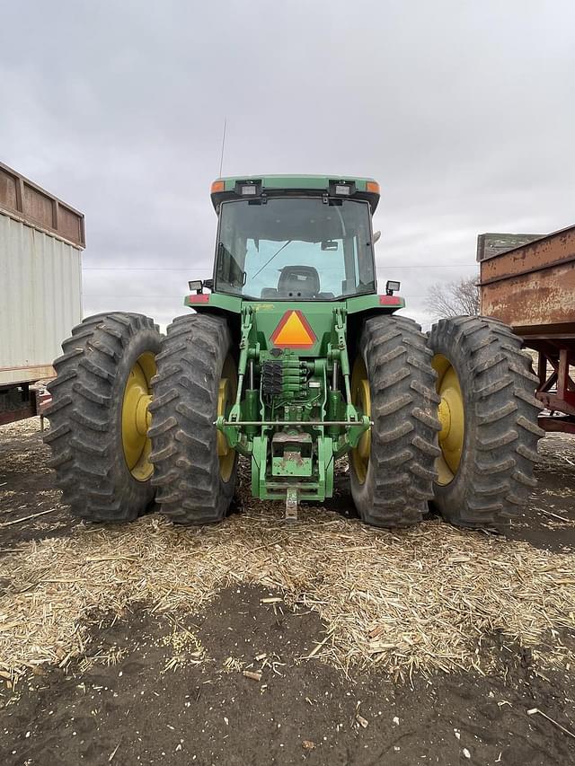 Image of John Deere 8300 equipment image 3