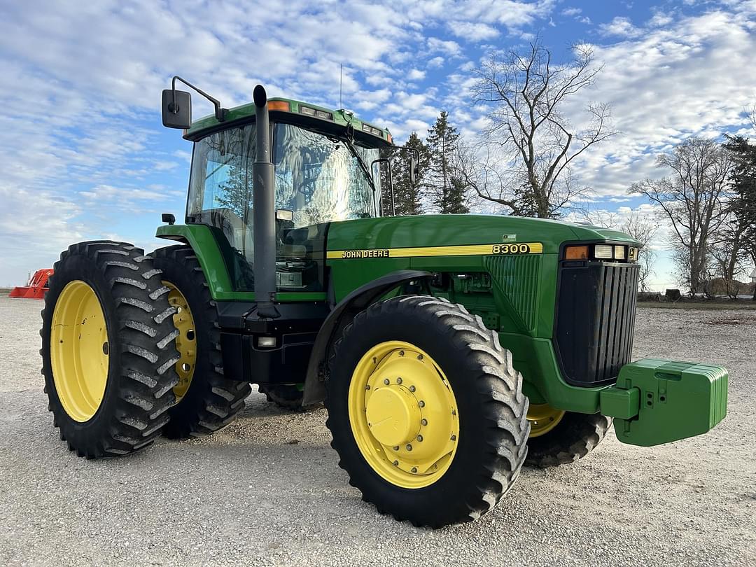 Image of John Deere 8300 Primary image