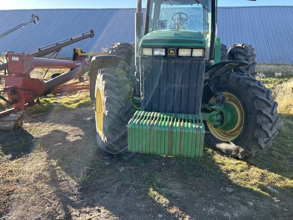 Image of John Deere 8300 equipment image 4