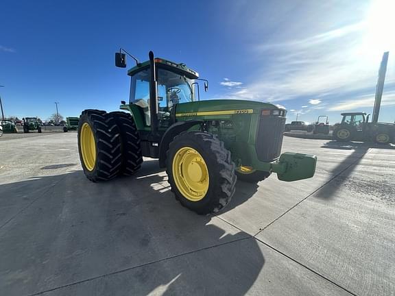 Image of John Deere 8300 equipment image 2