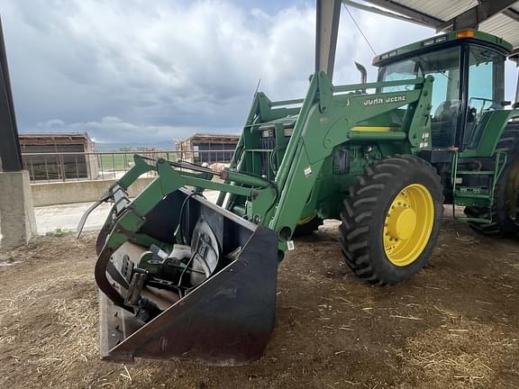 Image of John Deere 840 Primary image