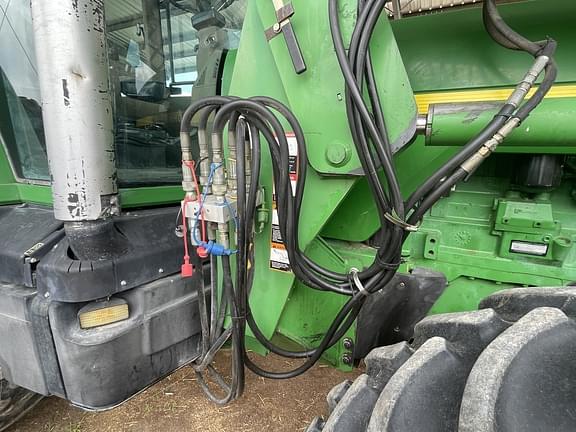 Image of John Deere 840 equipment image 3