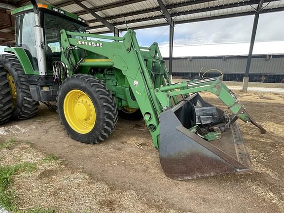 Image of John Deere 840 equipment image 2