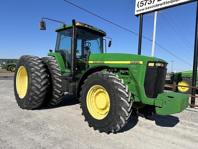 Image of John Deere 8400 equipment image 3