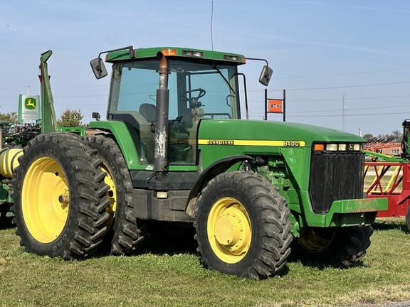 1998 John Deere 8400 Equipment Image0