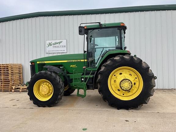 Image of John Deere 8400 equipment image 4