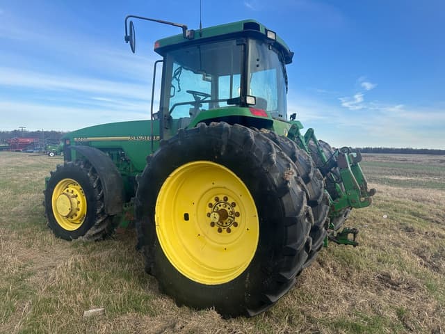 Image of John Deere 8400 equipment image 3