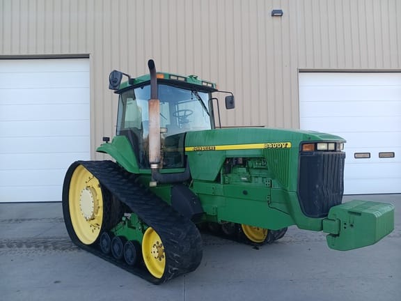 1998 John Deere 8400T Equipment Image0