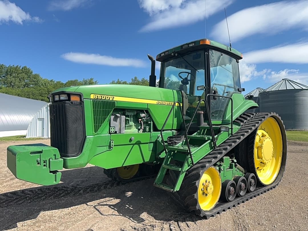Image of John Deere 8400T Primary image