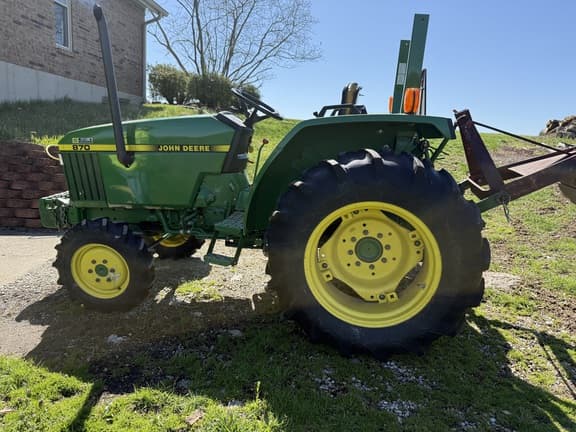 Image of John Deere 870 equipment image 4