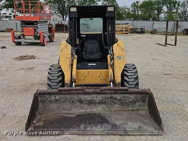 Image of John Deere 8875 equipment image 1