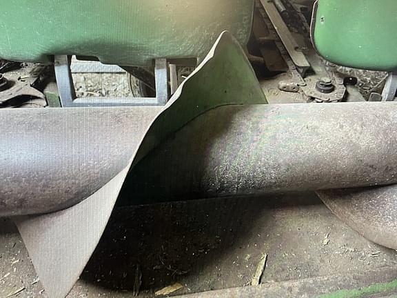 Image of John Deere 893 equipment image 2