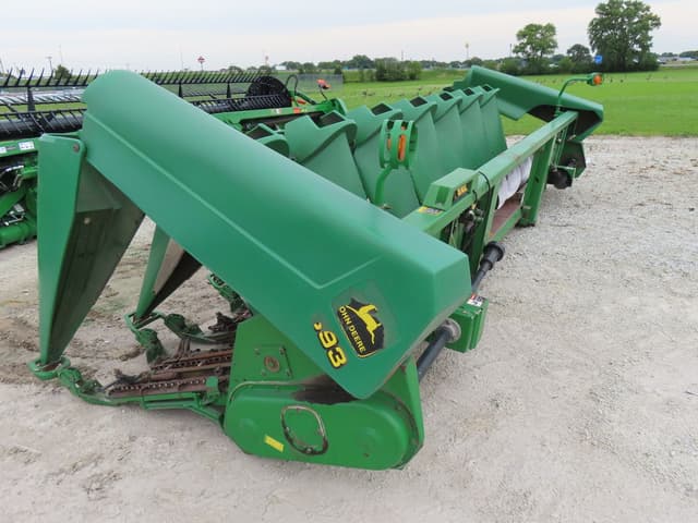 Image of John Deere 893 equipment image 2