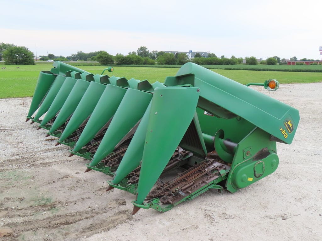 1998 John Deere 893 Equipment Image0