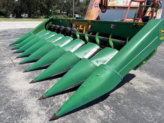 1998 John Deere 893 Equipment Image0
