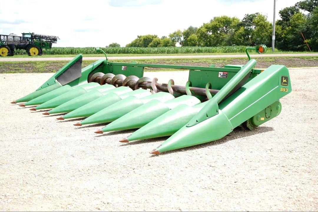 Image of John Deere 893 Primary image