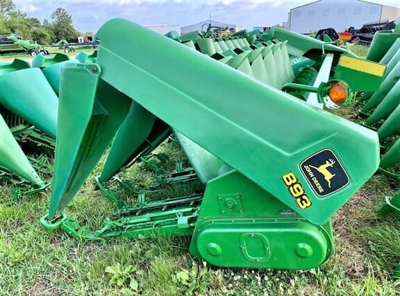 1998 John Deere 893 Image
