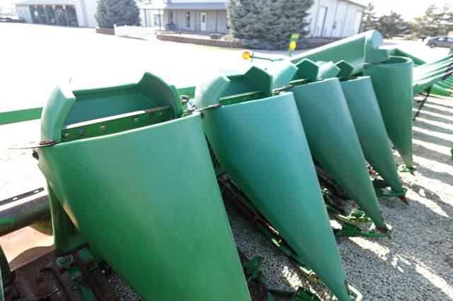 Image of John Deere 893 equipment image 4