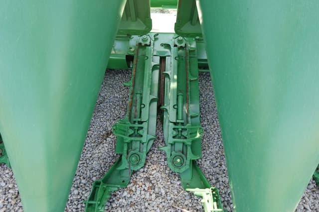 Image of John Deere 893 equipment image 2
