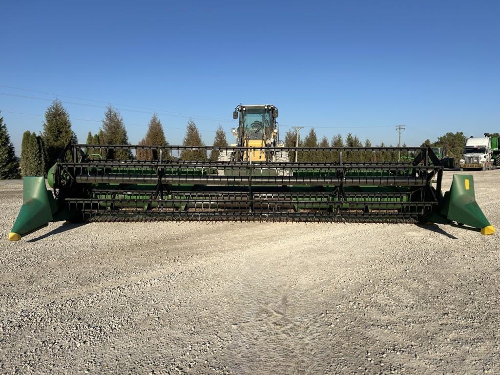 Image of John Deere 920 Primary Image