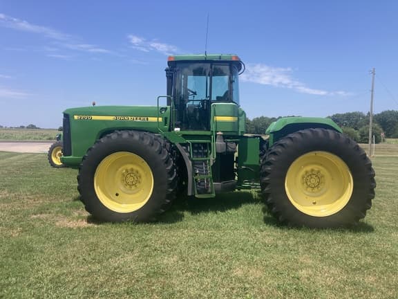 Image of John Deere 9200 equipment image 1