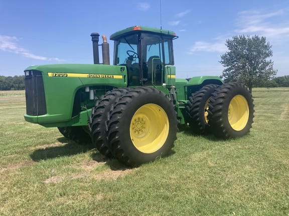 1998 John Deere 9200 Equipment Image0
