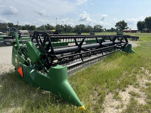 Image of John Deere 922 equipment image 1