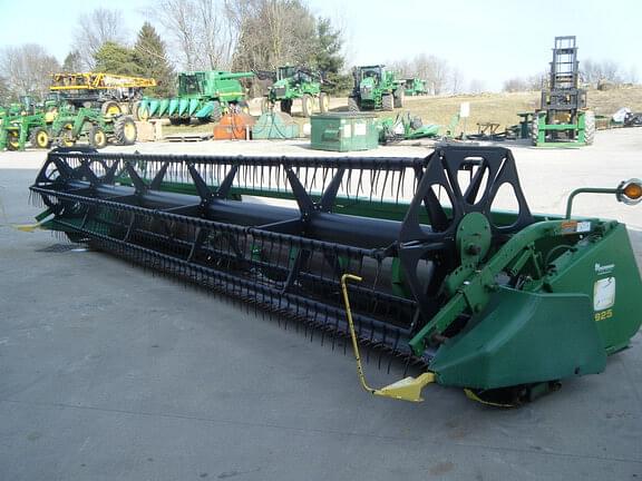 Image of John Deere 925 equipment image 4