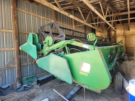 Image of John Deere 925 equipment image 1