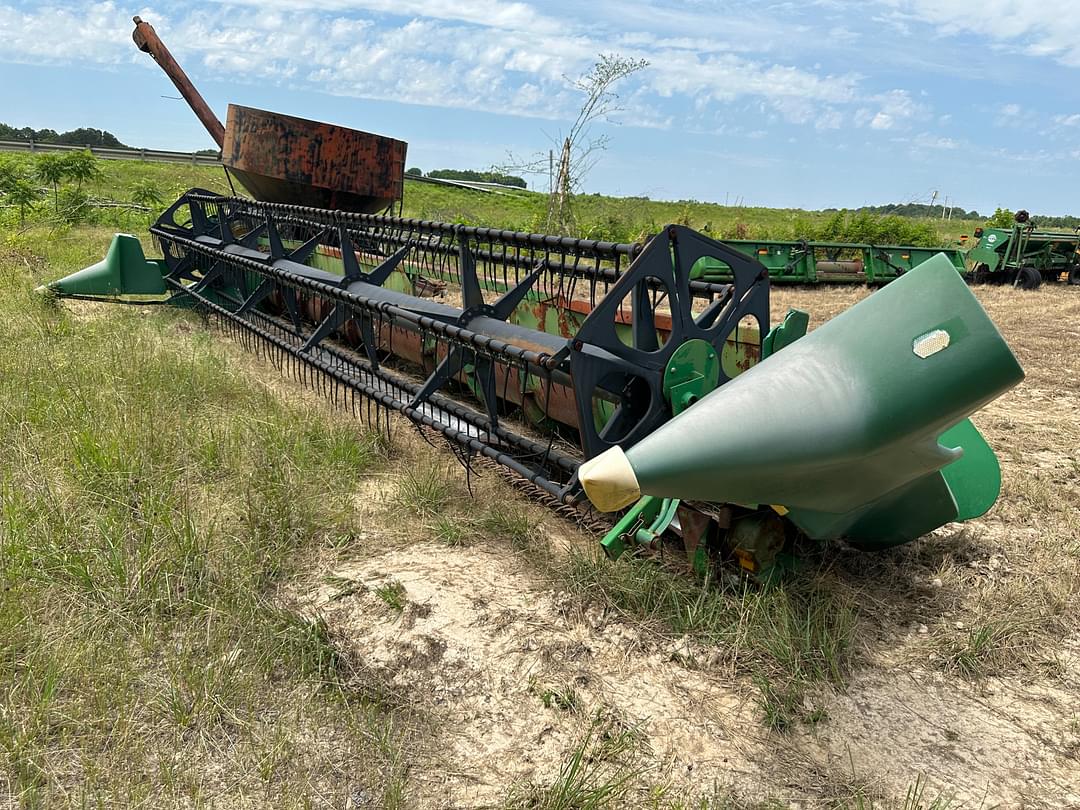 Image of John Deere 925F Primary image