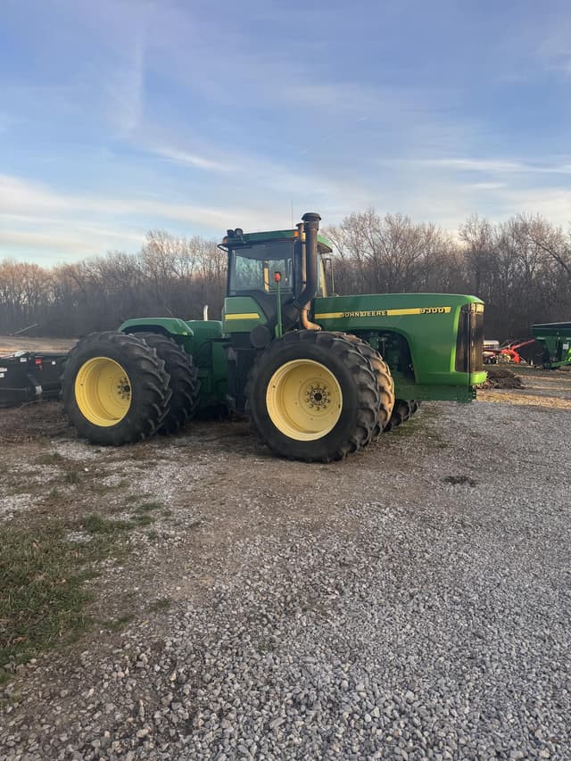 Image of John Deere 9300 equipment image 2