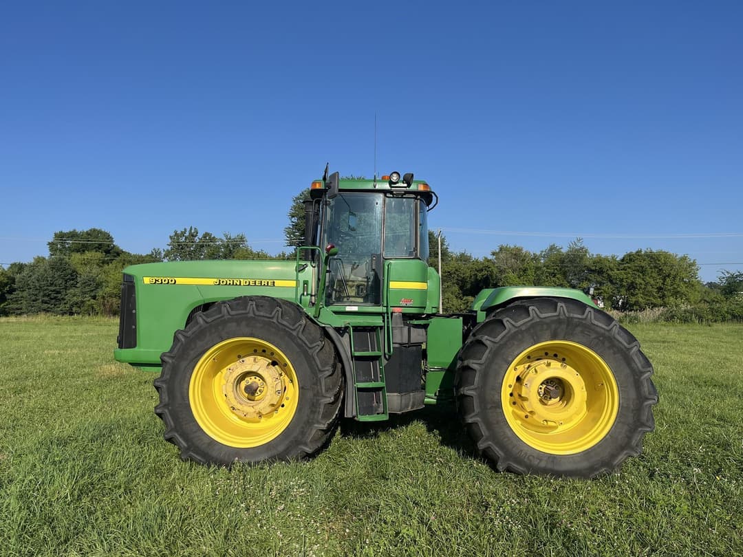 Image of John Deere 9300 Image 0