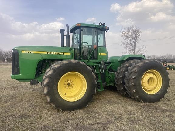 Image of John Deere 9300 equipment image 4