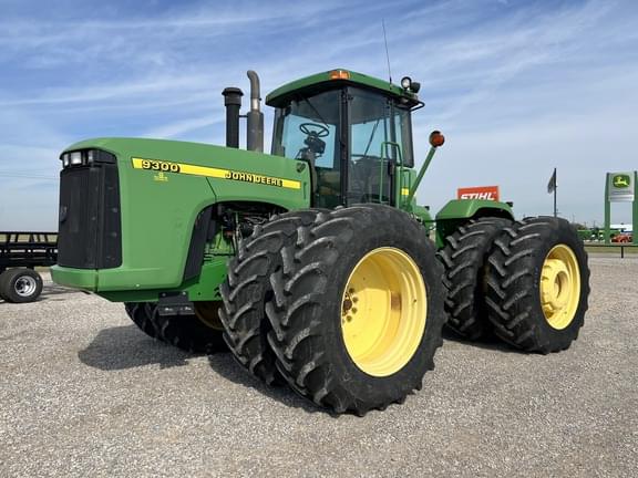 Image of John Deere 9300 Primary image