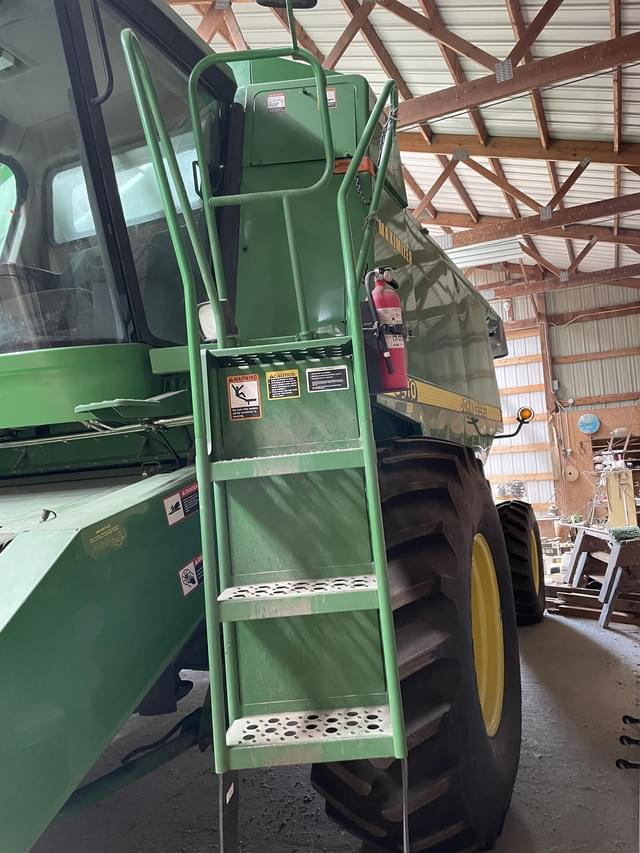 Image of John Deere 9410 equipment image 4