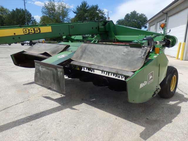 Image of John Deere 945 equipment image 2