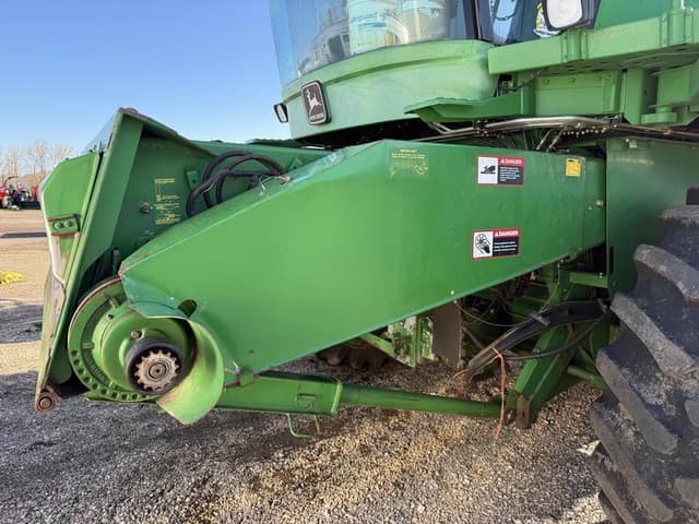 Image of John Deere 9510 equipment image 2