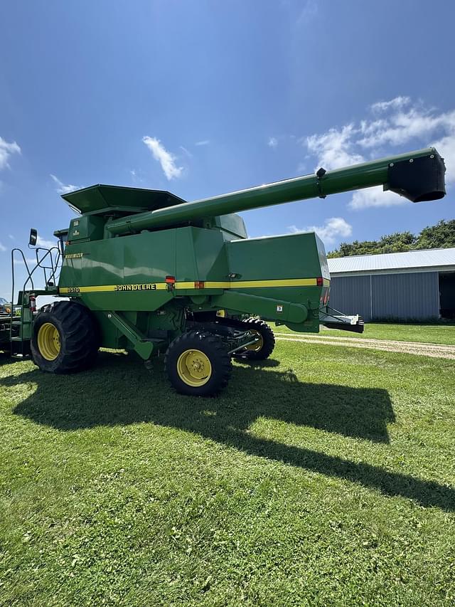 Image of John Deere 9510 equipment image 2
