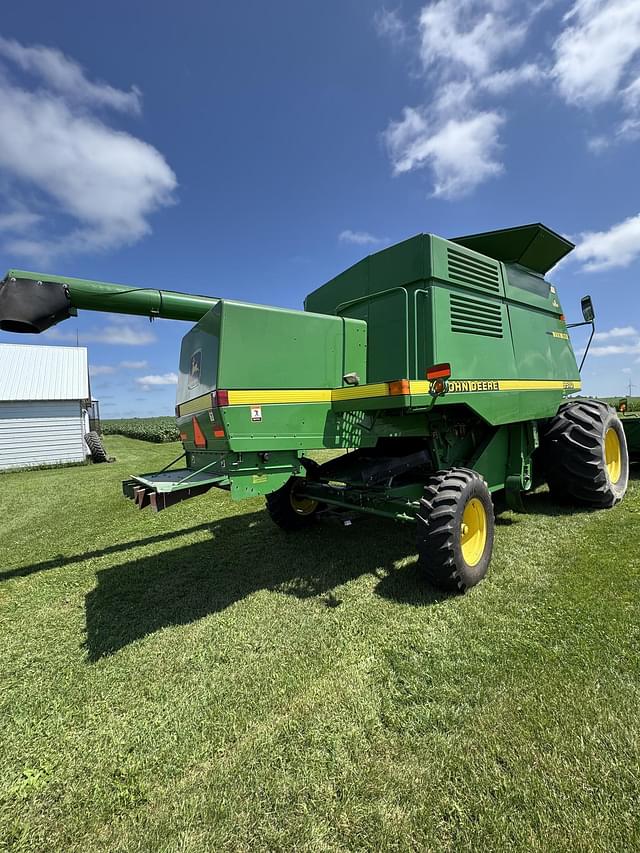 Image of John Deere 9510 equipment image 3