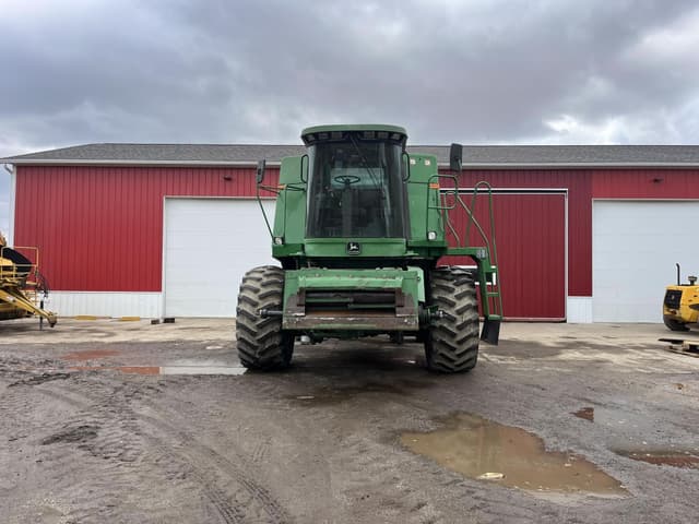 Image of John Deere 9510 equipment image 4