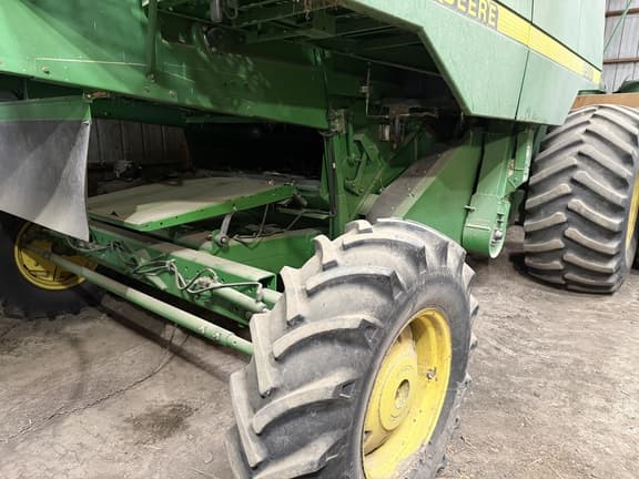 Image of John Deere 9510 equipment image 3