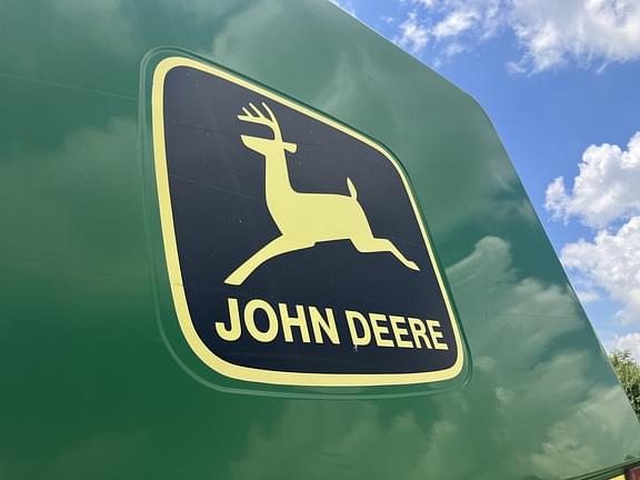Image of John Deere 9510 equipment image 4