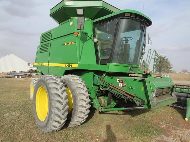 Image of John Deere 9510 equipment image 2