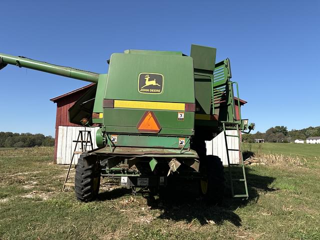 Image of John Deere 9510 equipment image 3