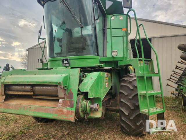 Image of John Deere 9510 equipment image 2