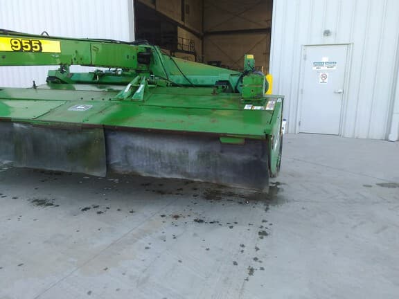 Image of John Deere 955 equipment image 1