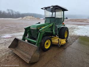 1998 John Deere 955 Image