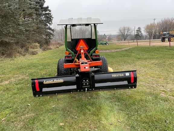 Image of John Deere 955 equipment image 2