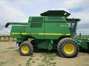 1998 John Deere 9610 Image