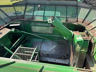 Main image John Deere 9610 33